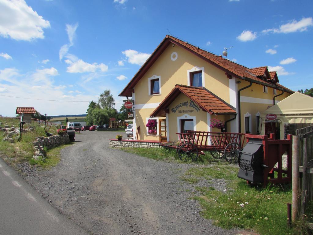 Pension Kamenny Dvur Františkovy Lázně エクステリア 写真