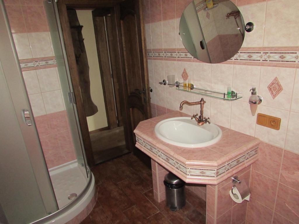 Pension Kamenny Dvur Františkovy Lázně エクステリア 写真